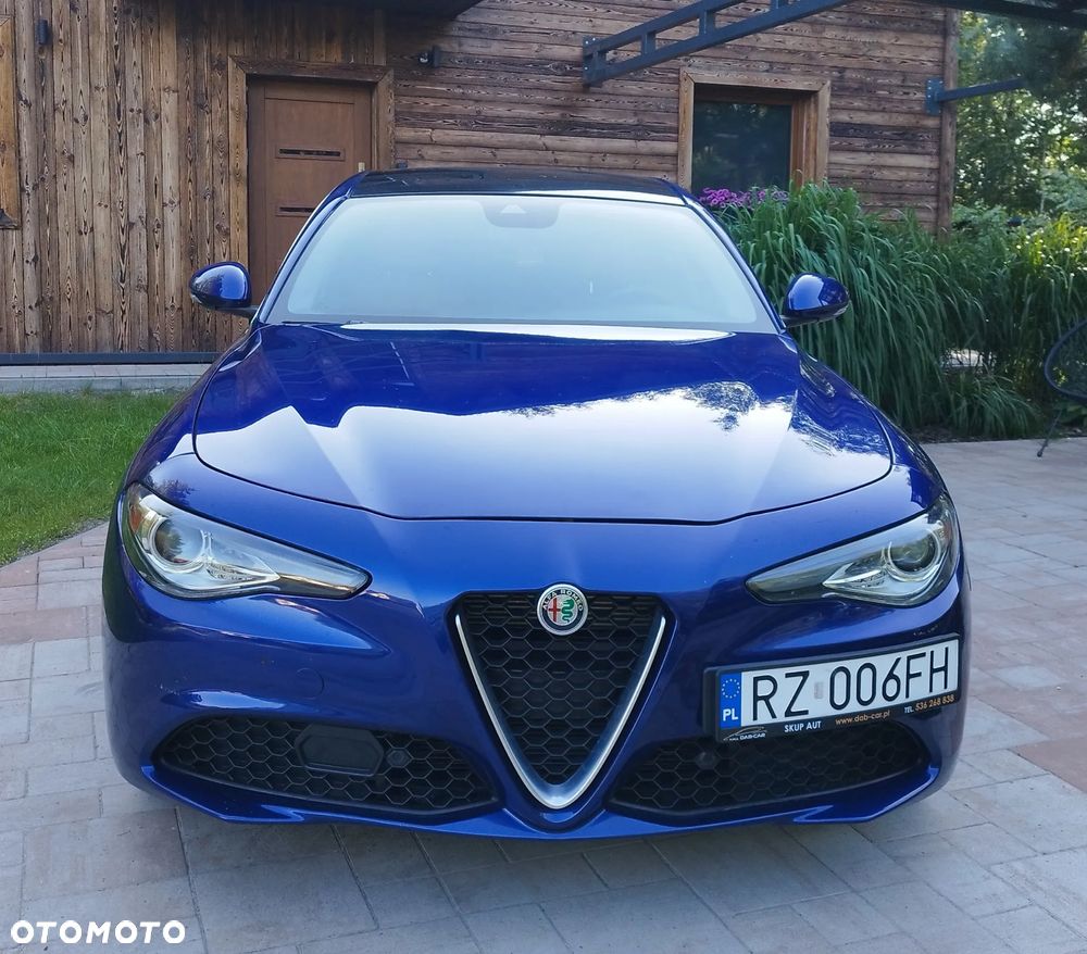 Alfa Romeo Giulia 2.0 Turbo 16V AT8-Q4 Ti - 6