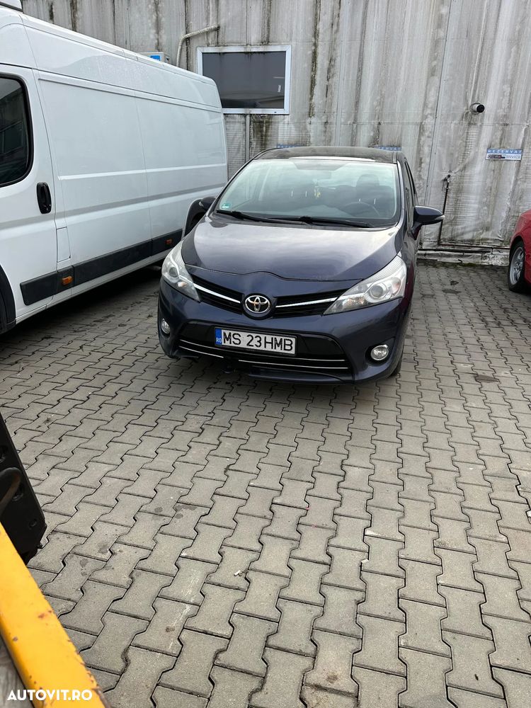 Toyota Verso 2.0 D-4D DPF Luna - 3