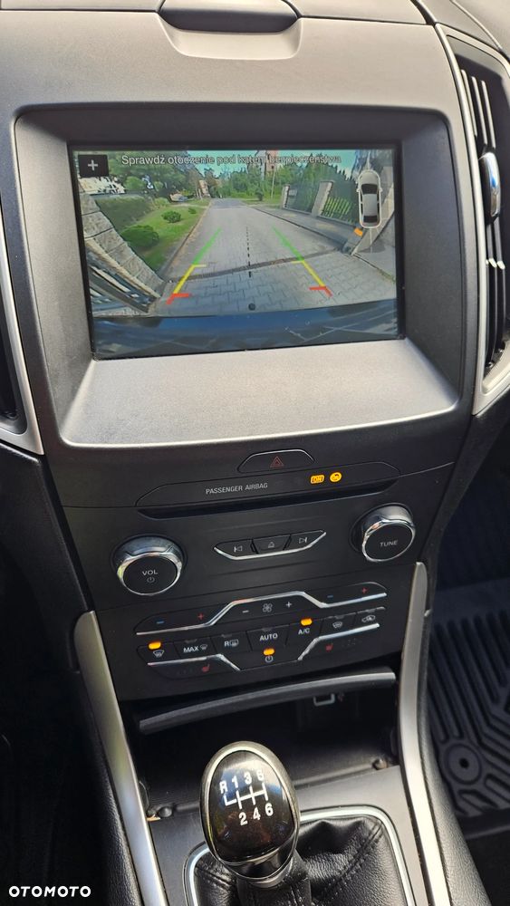 Ford Edge 2.0 TDCi 4x4 Trend - 19
