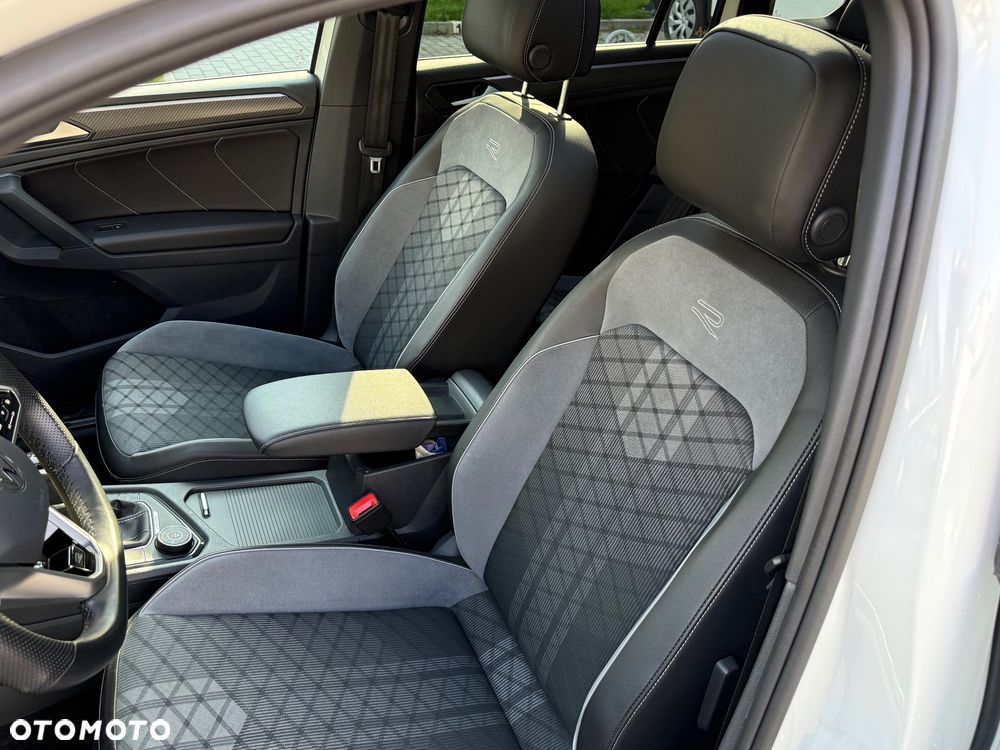Volkswagen Tiguan 2,0 TSI OPF 4Motion DSG R-Line - 16