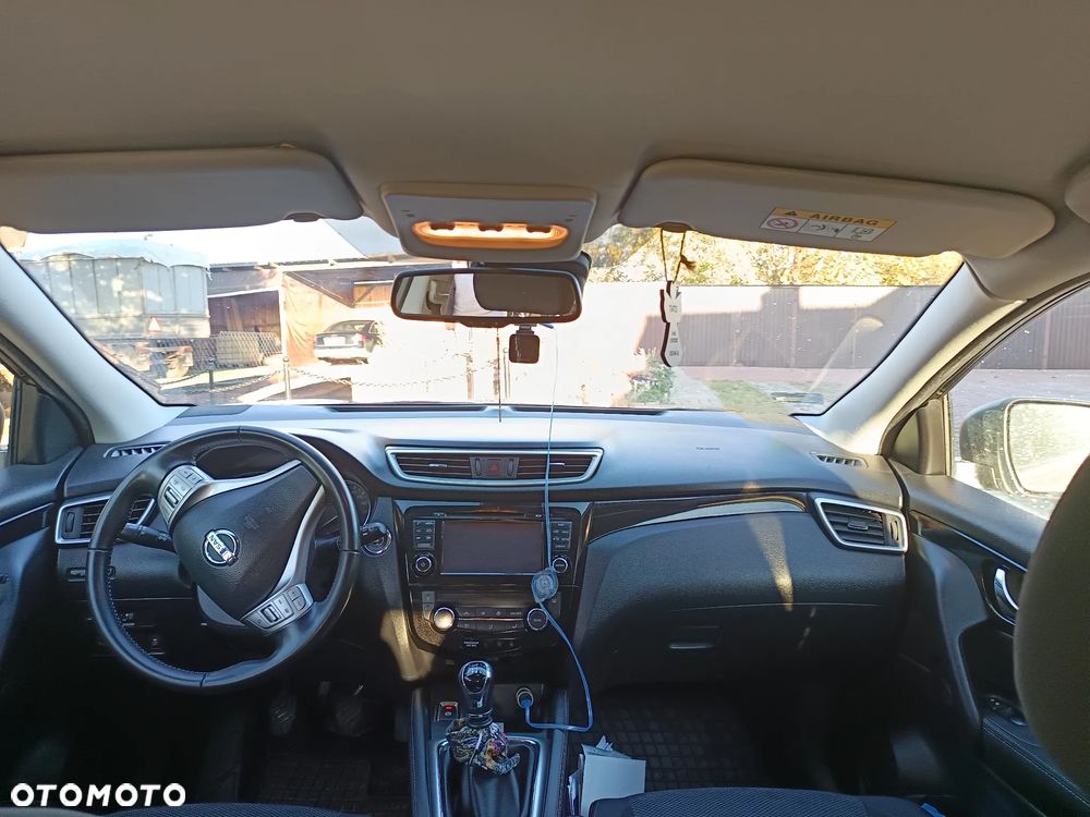 Nissan Qashqai 1.6 DCi N-Tec - 10