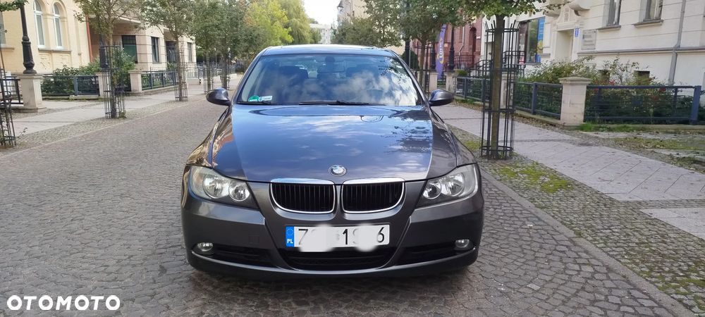 BMW 3 Series 2006 photo 2