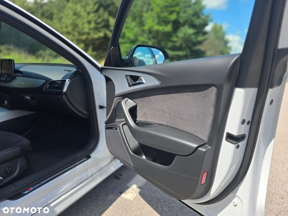 Audi A6 Avant 3.0 TDI Quattro S tronic - 15