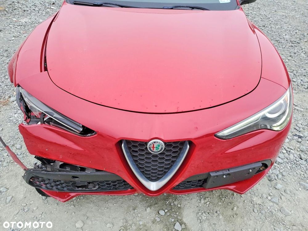 Alfa Romeo Stelvio - 6