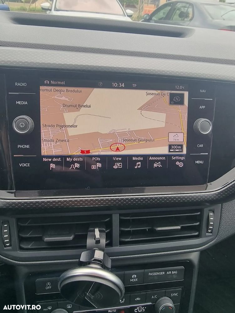Volkswagen T-Cross - 9