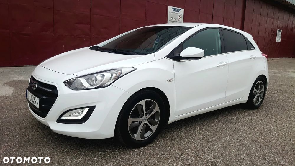 Hyundai i30 blue 1.6 GDI Passion - 3
