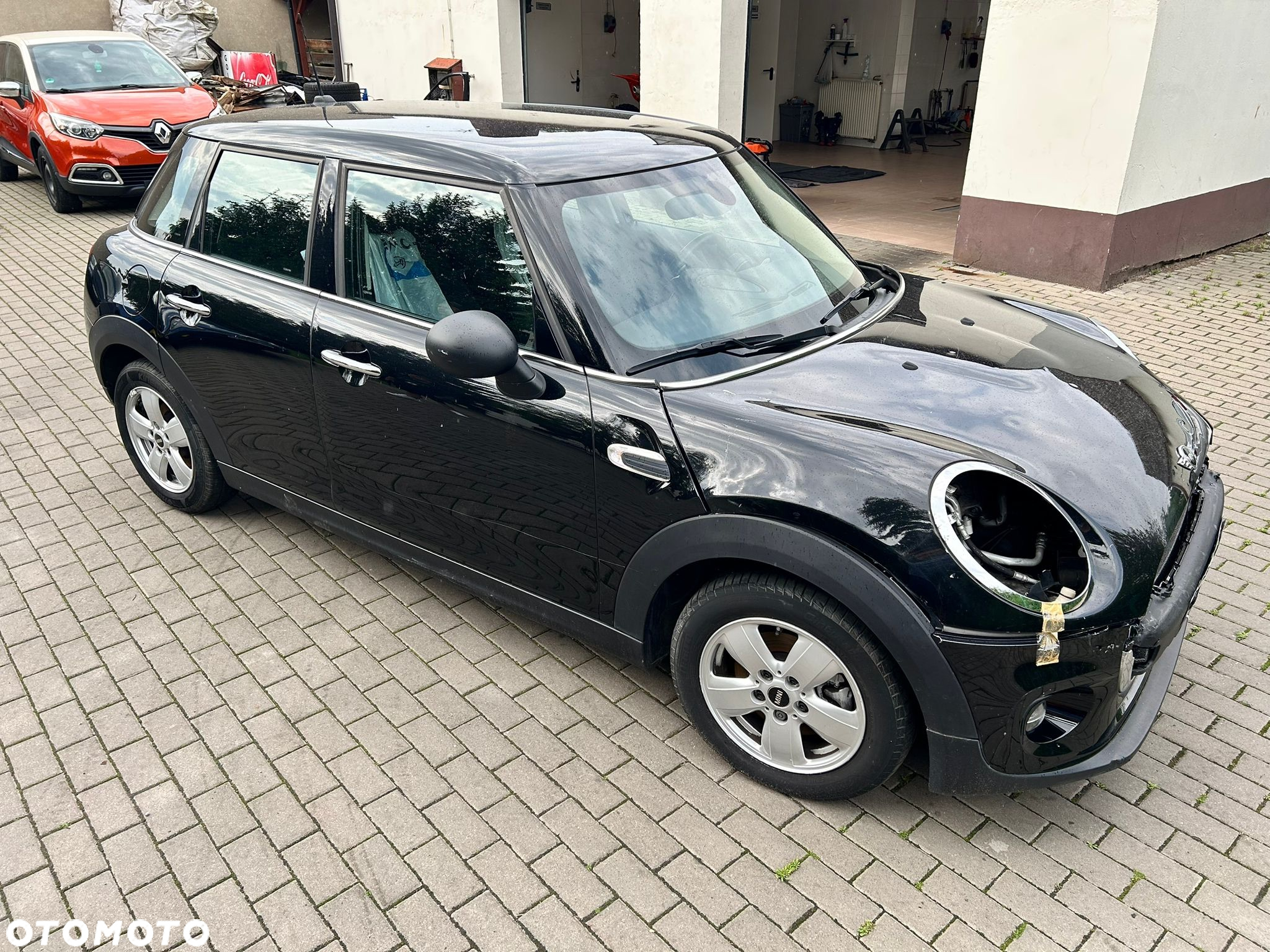 MINI ONE Standard - 10