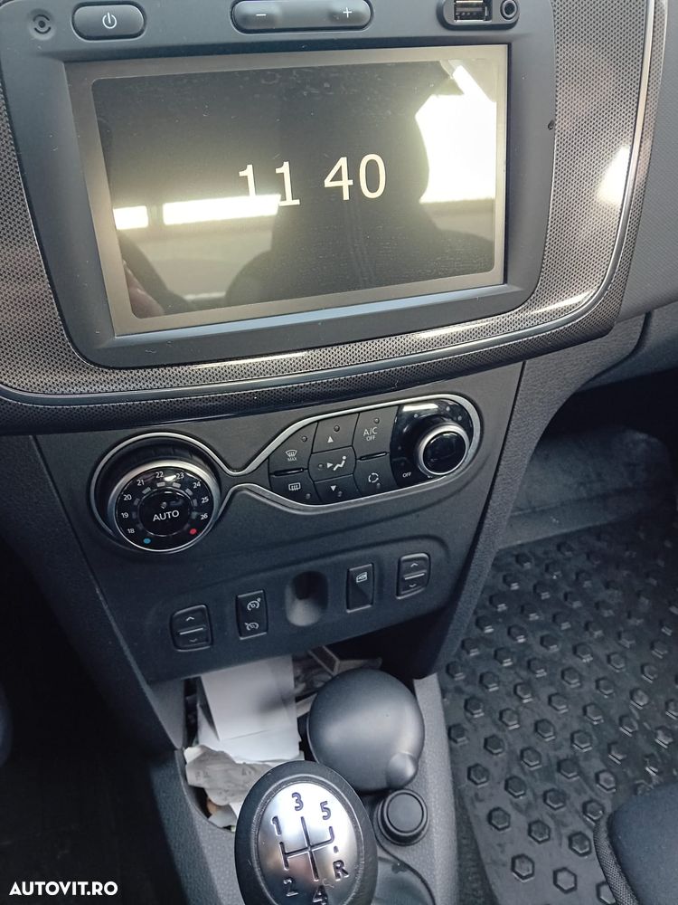 Dacia Logan Stepway 0.9 TCe - 3