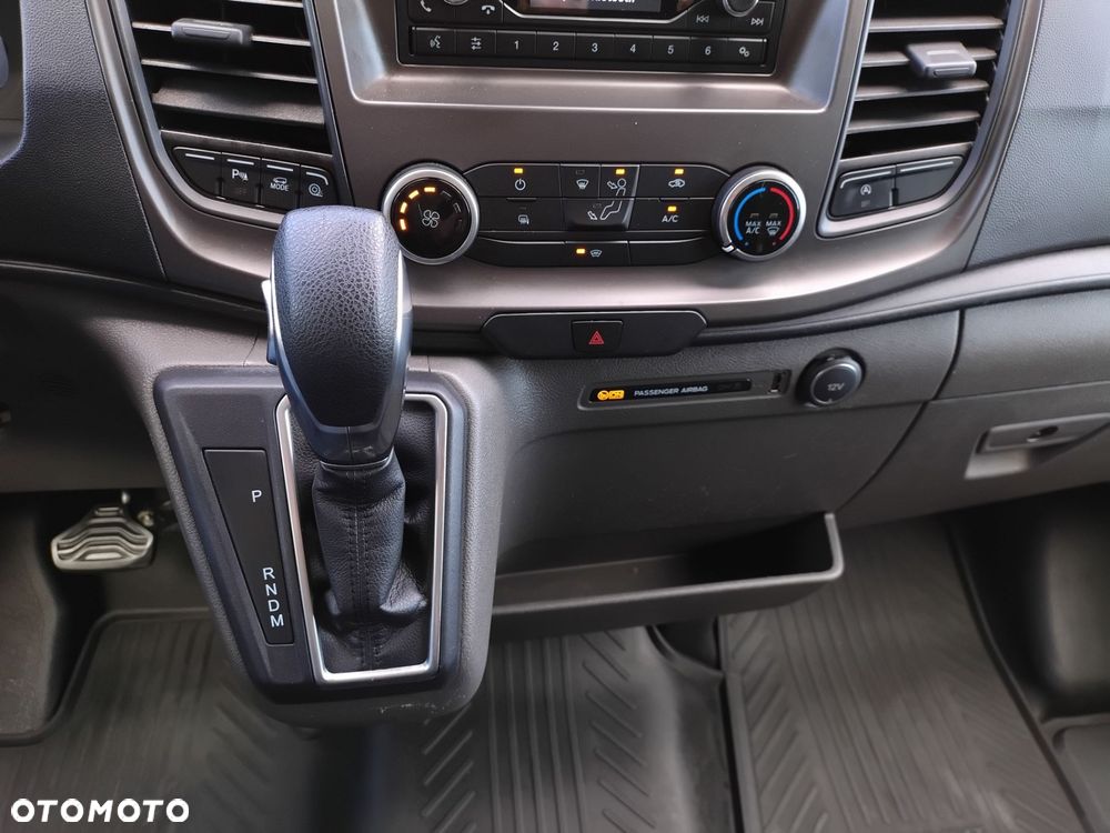 Ford Transit - 24