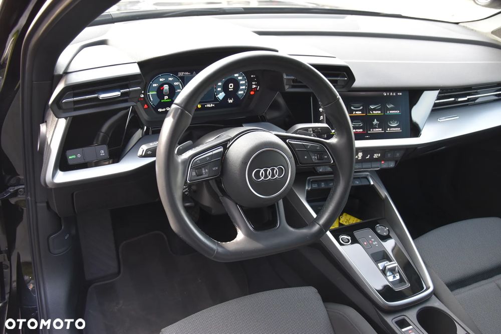 Audi A3 Sportback 40 TFSIe S tronic S line - 15