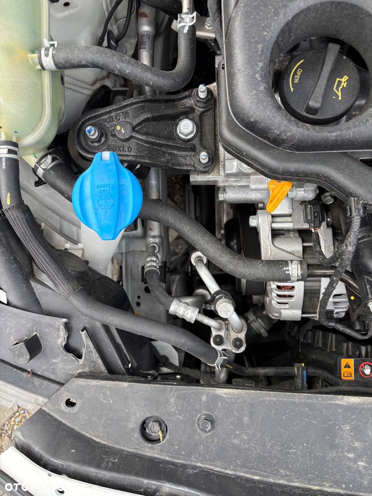 Hyundai i20 - 22