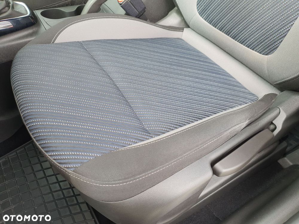 Opel Crossland X 1.2 T 120 Lat S&S - 16