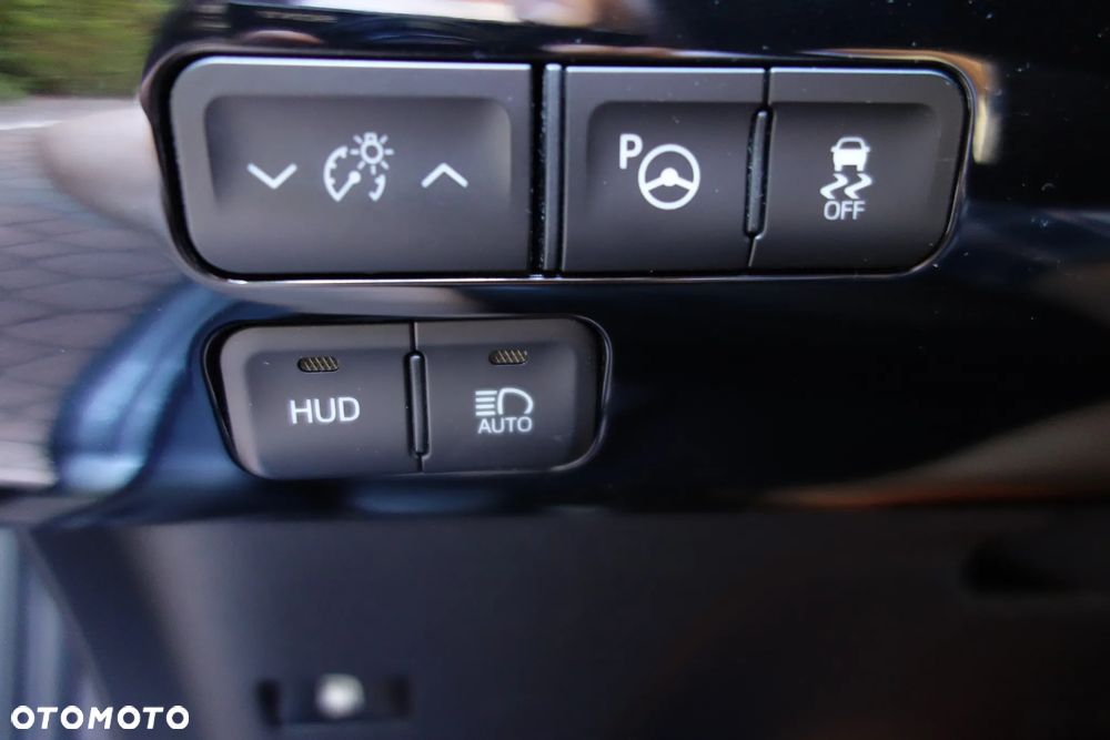 Toyota Prius 1.8 Hybrid Prestige - 21