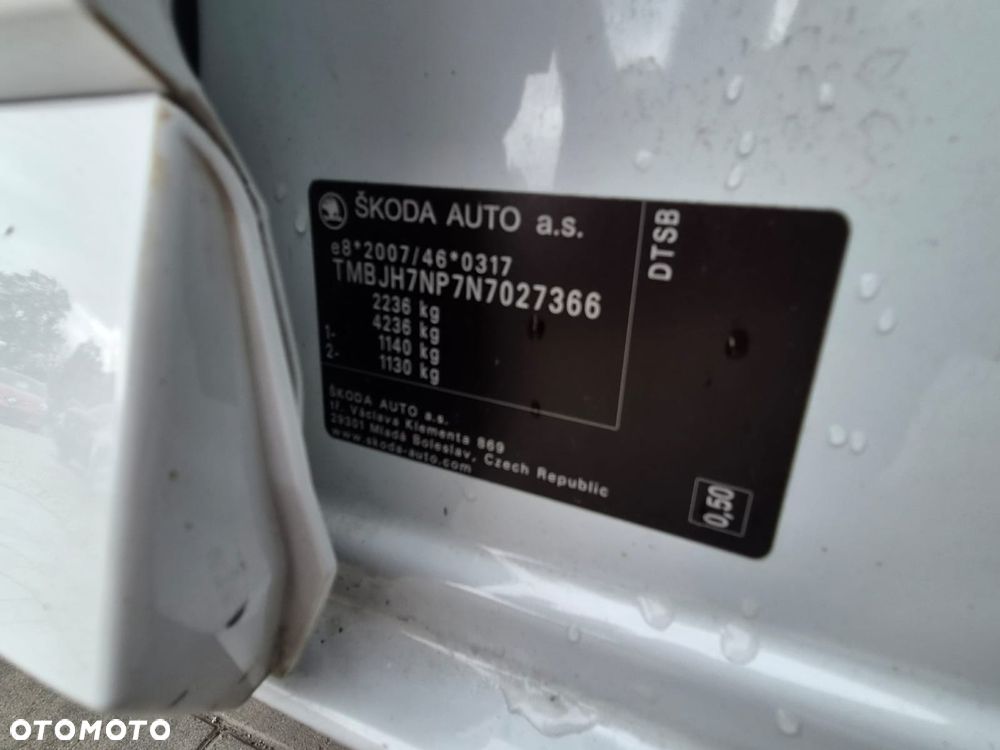 Skoda Superb 2.0 TDI Sportline DSG7 - 27
