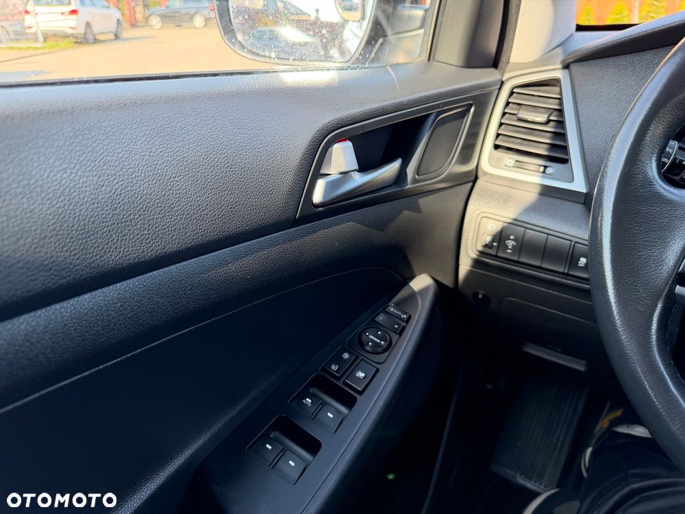 Hyundai Tucson blue 1.6 CRDi 2WD Style - 25