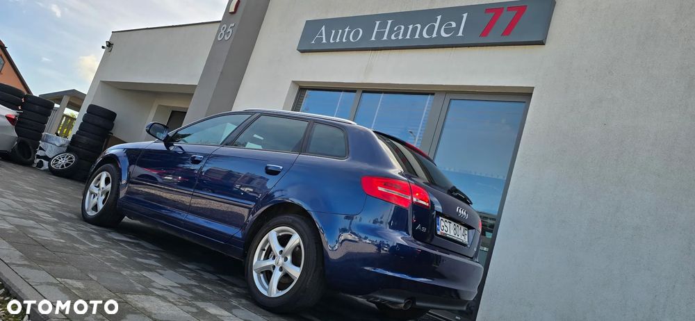 Audi A3 Sportback 1.6 TDI Ambiente - 4