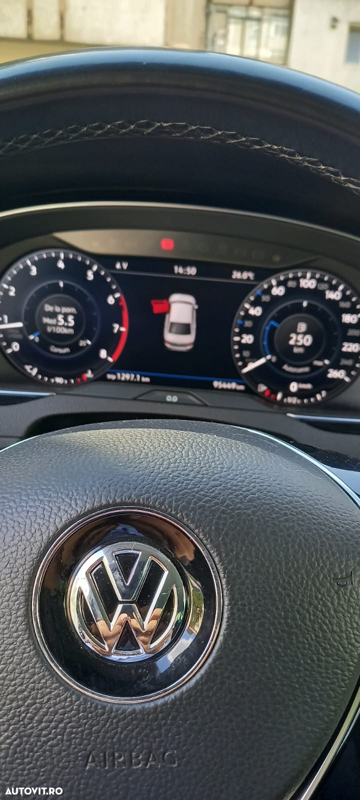 Volkswagen Passat - 10