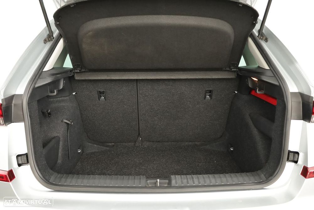 Skoda Kamiq 1.0 TSI DSG - 23