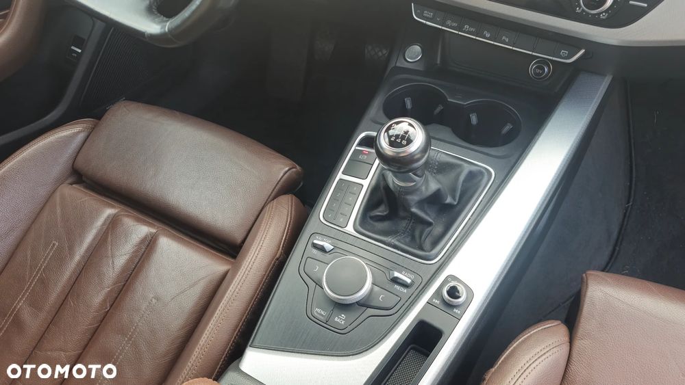 Audi A4 Avant 2.0 TDI sport - 12