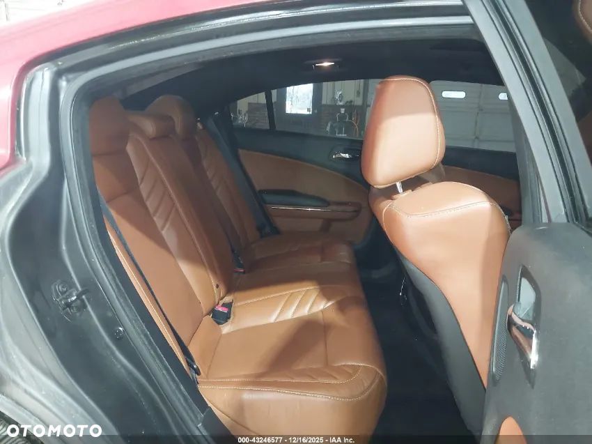 Dodge Charger 6.2 Hellcat - 8