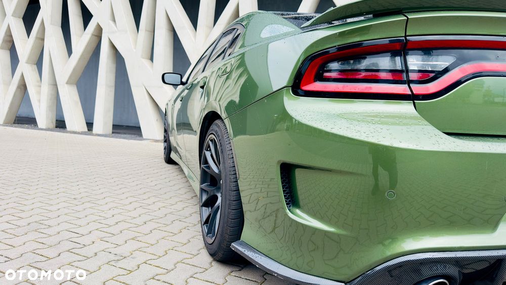Dodge Charger - 10