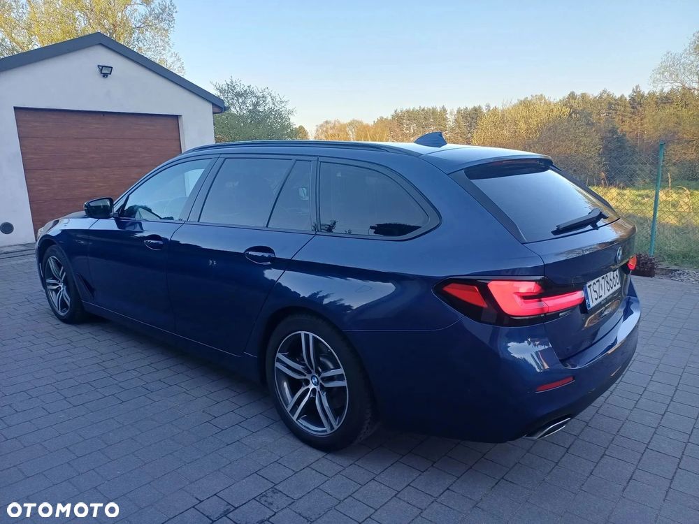BMW Seria 5 520d M Sport Edition - 4