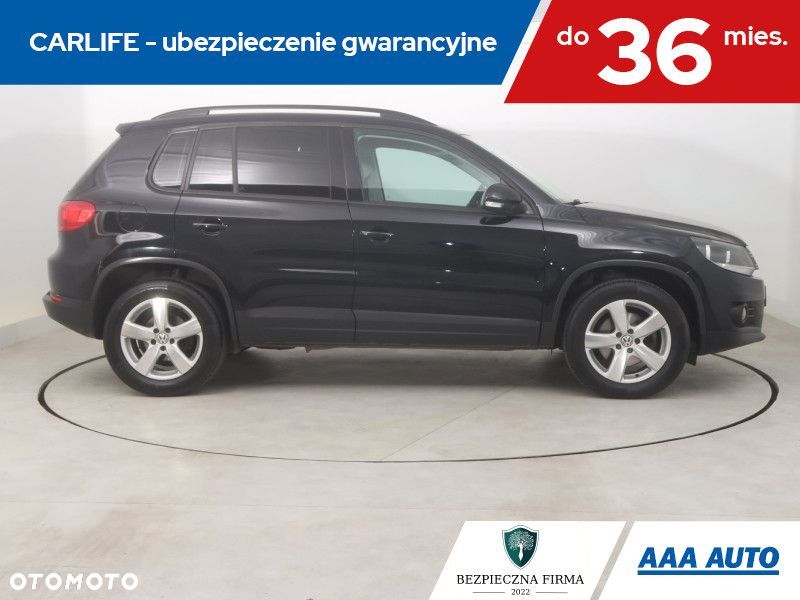 Volkswagen Tiguan - 8