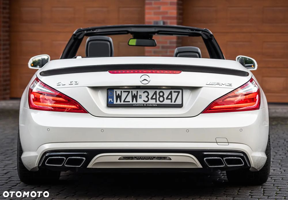 Mercedes-Benz SL 63 AMG AMG Speedshift MCT 7-Gang Sportgetriebe AMG Performance Package - 12
