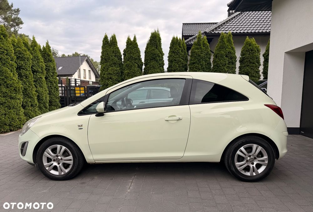 Opel Corsa - 4
