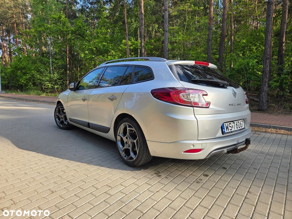 Renault Megane TCe 180 GT - 10