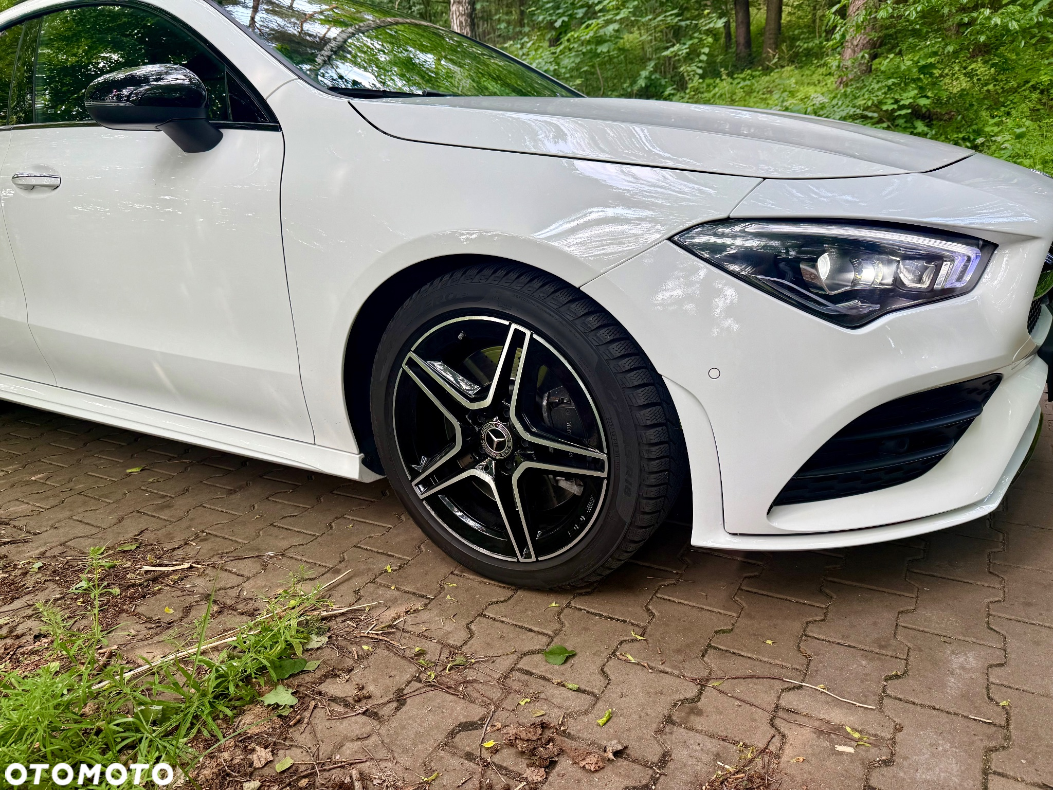Mercedes-Benz CLA 250 4-Matic AMG Line 7G-DCT - 22