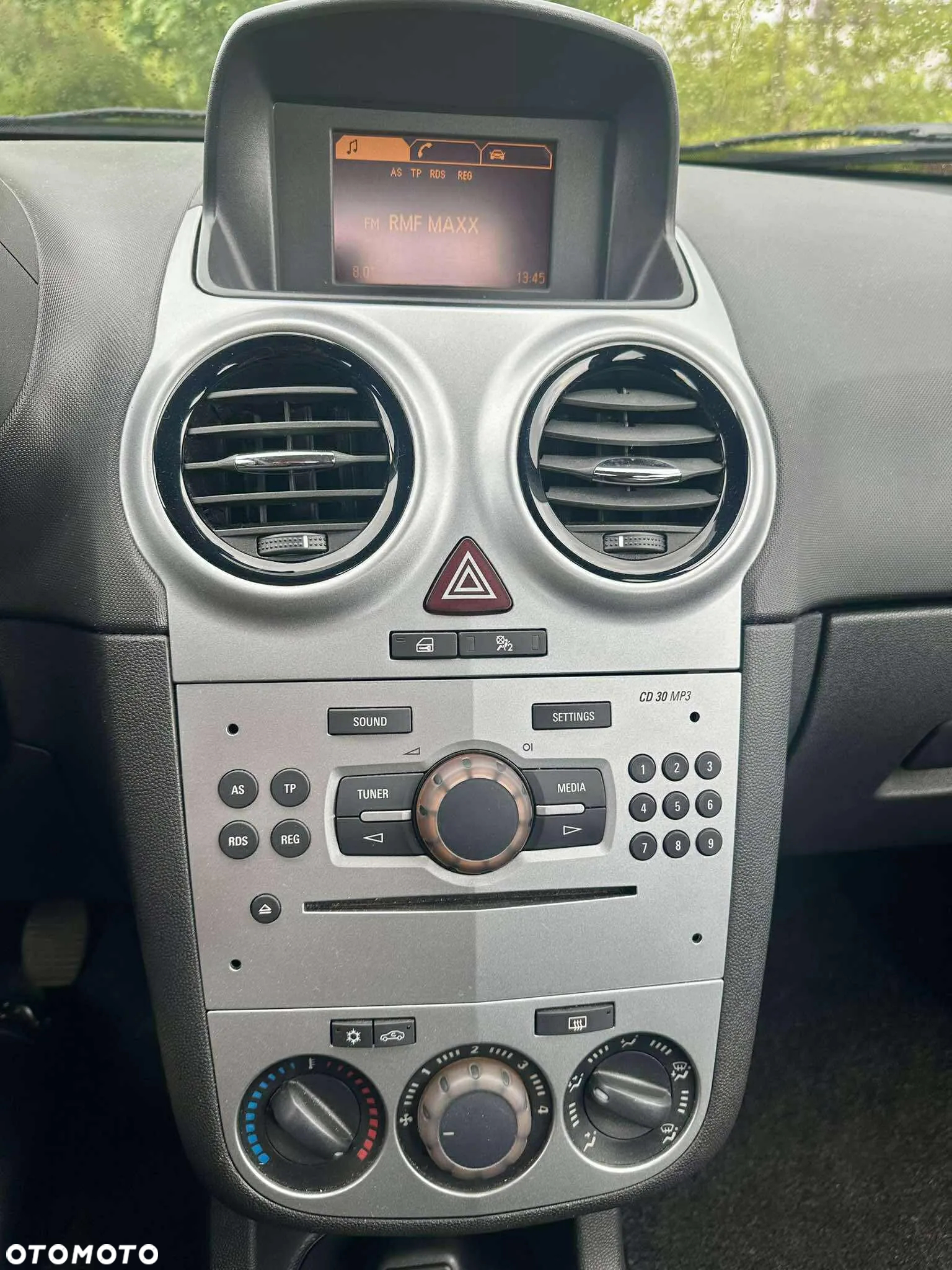 Opel Corsa - 13