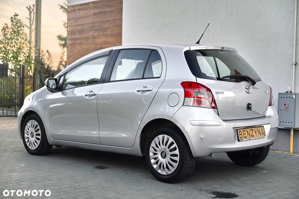 Toyota Yaris 1.33 VVT-i Sol - 16