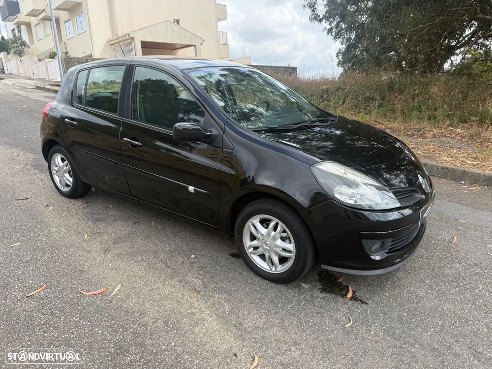 Renault Clio 1.2 16V Confort Dynamique - 3