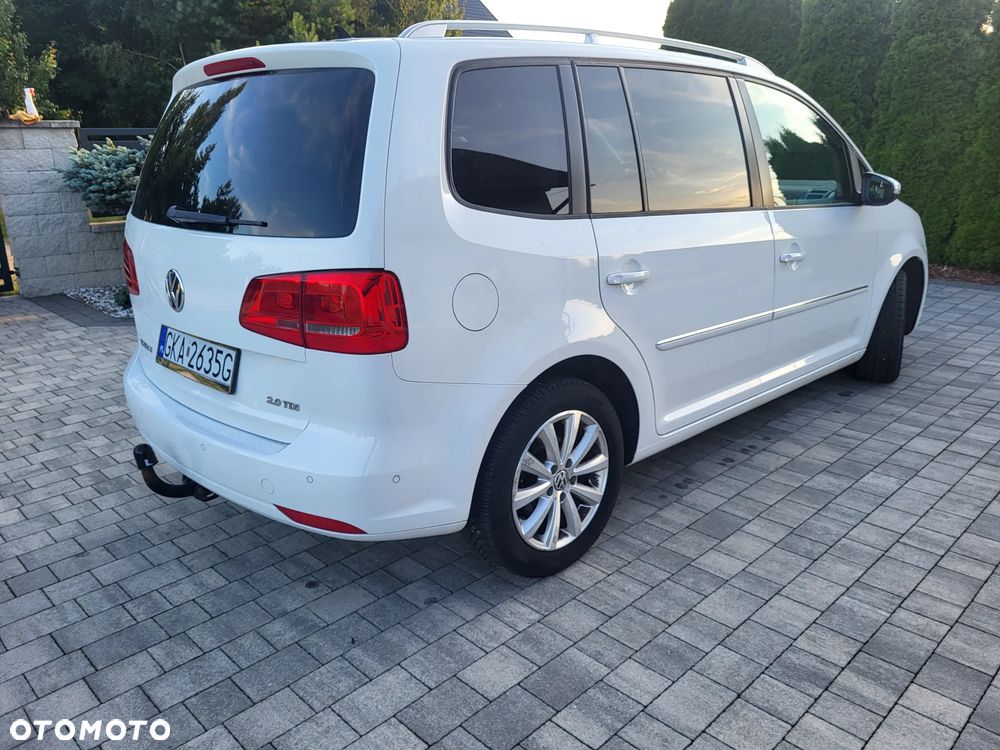 Volkswagen Touran 2.0 TDI Trendline DSG - 5