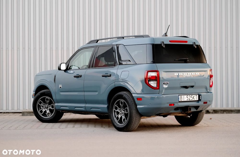 Ford Bronco - 5
