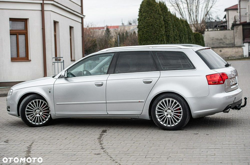 Audi A4 Avant 2.0T FSI Quattro - 13