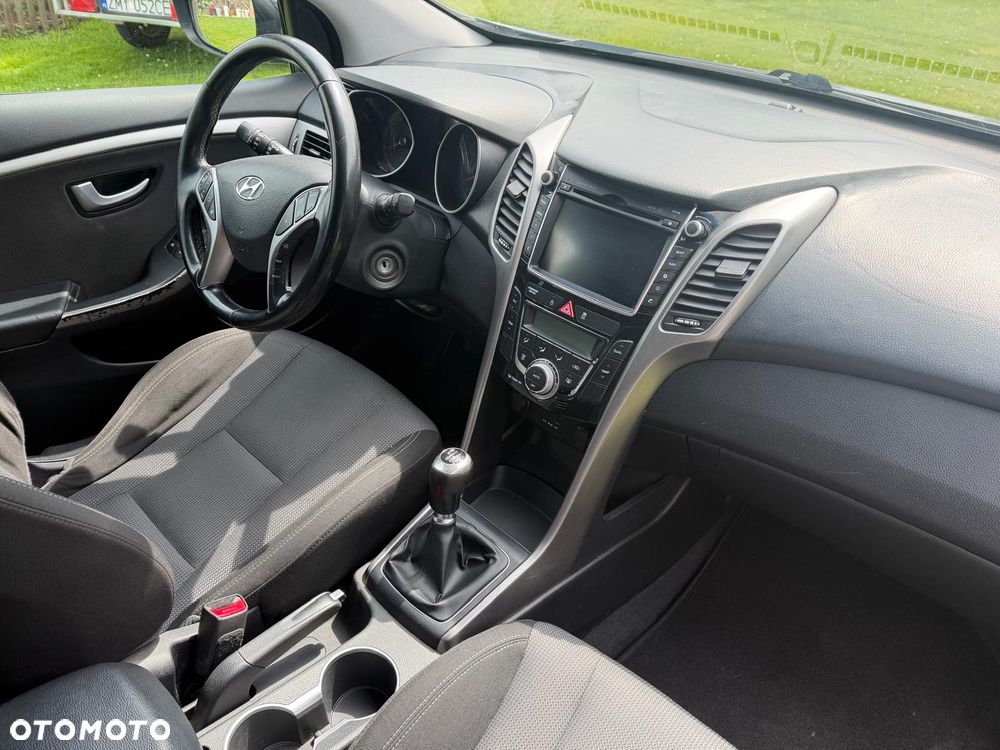 Hyundai i30 1.6 CRDi Classic - 9
