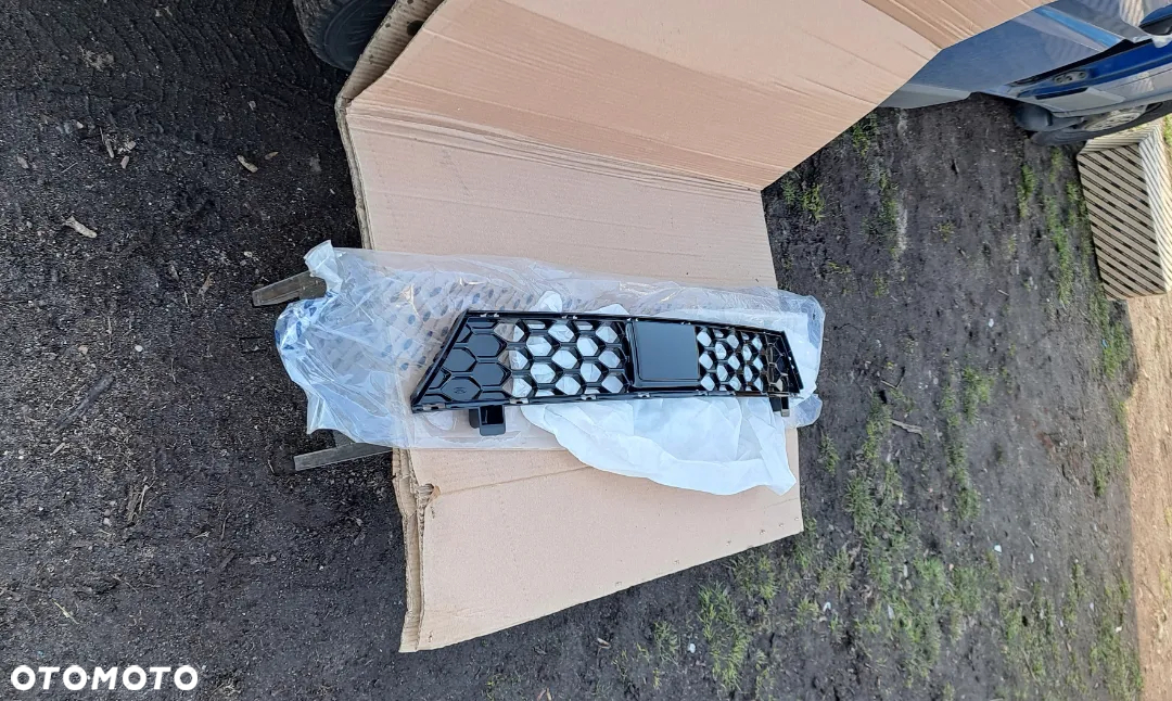 Kratka środkowa Ford Edge II MK-2 Lift ST-Line 2289950 KT4B-17K945-GB59B8 - 2
