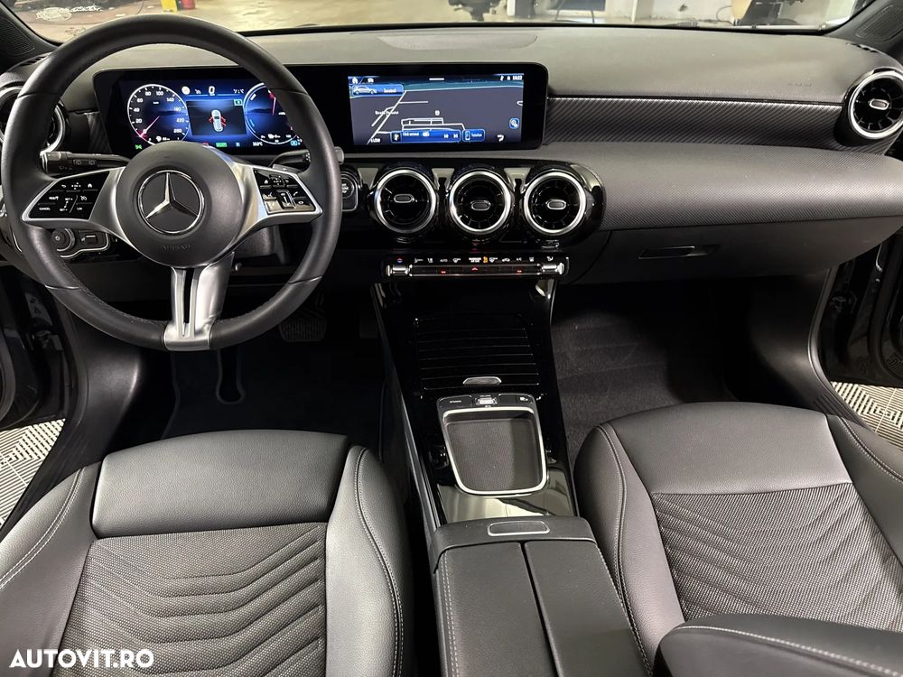 Mercedes-Benz A 250 - 10