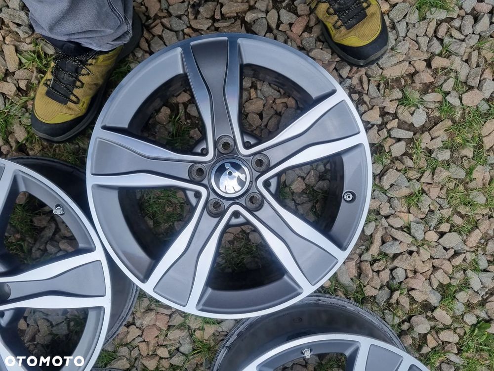 VW GOLF 7,AUDI A3,SEAT LEON,CUPRA,SKODA OCTAVIA 7x17 ET48,5 5X112 super - 6