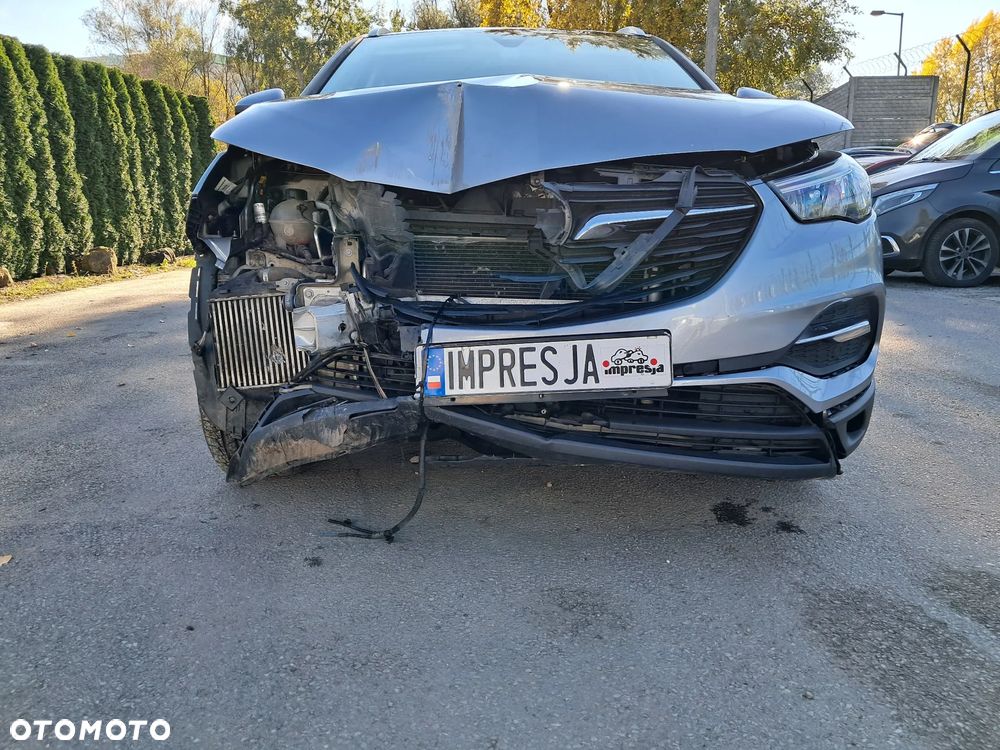 Opel Grandland X - 12