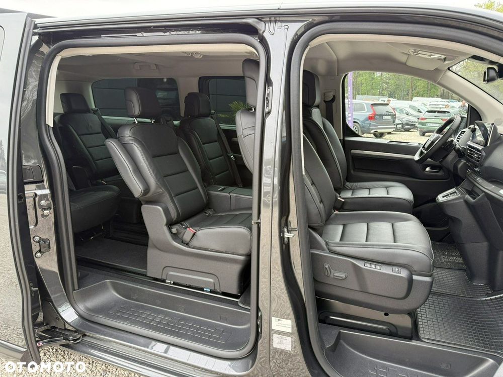 Peugeot Traveller - 7