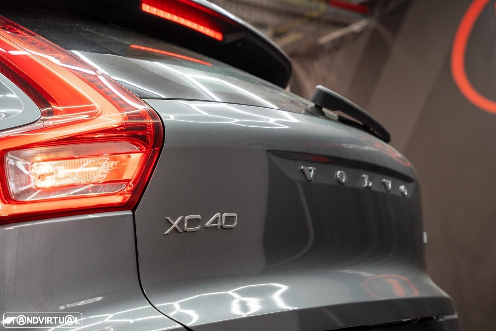 Volvo XC 40 2.0 D3 Momentum - 9