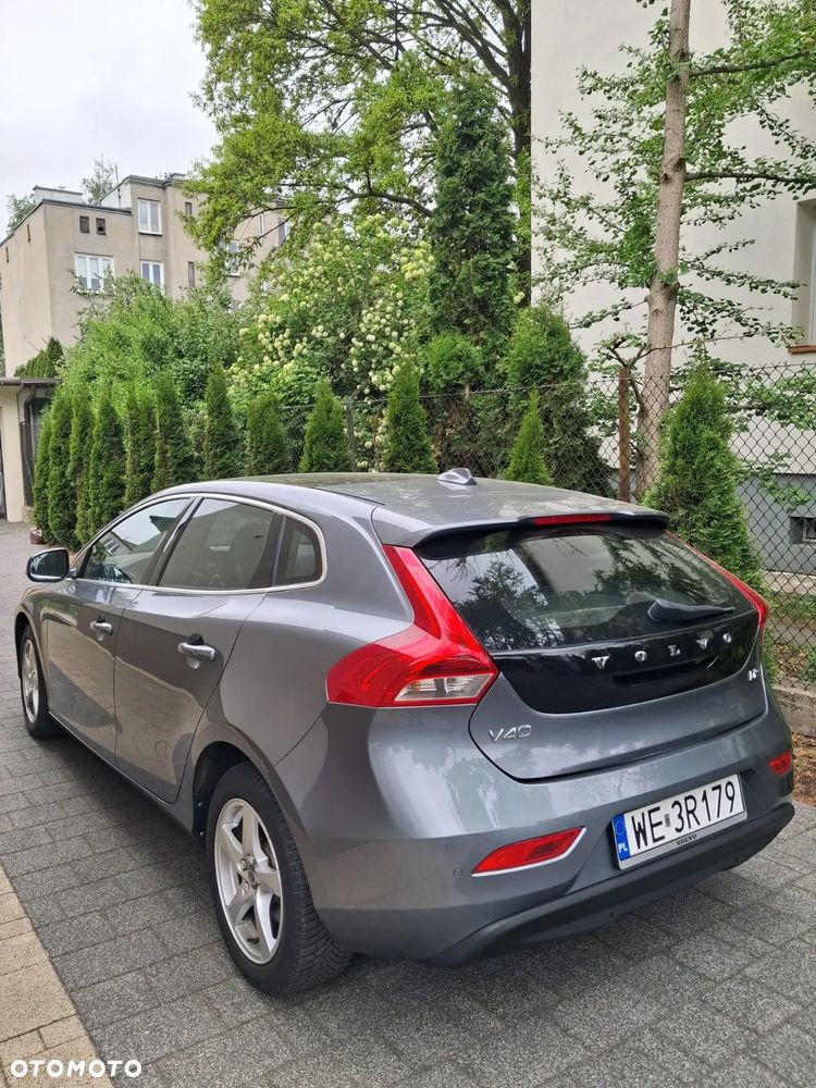 Volvo V40 D2 Inscription - 4