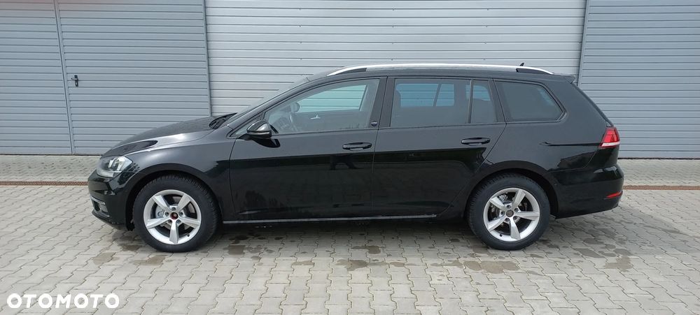 Volkswagen Golf 1.6 TDI DSG Sound - 4