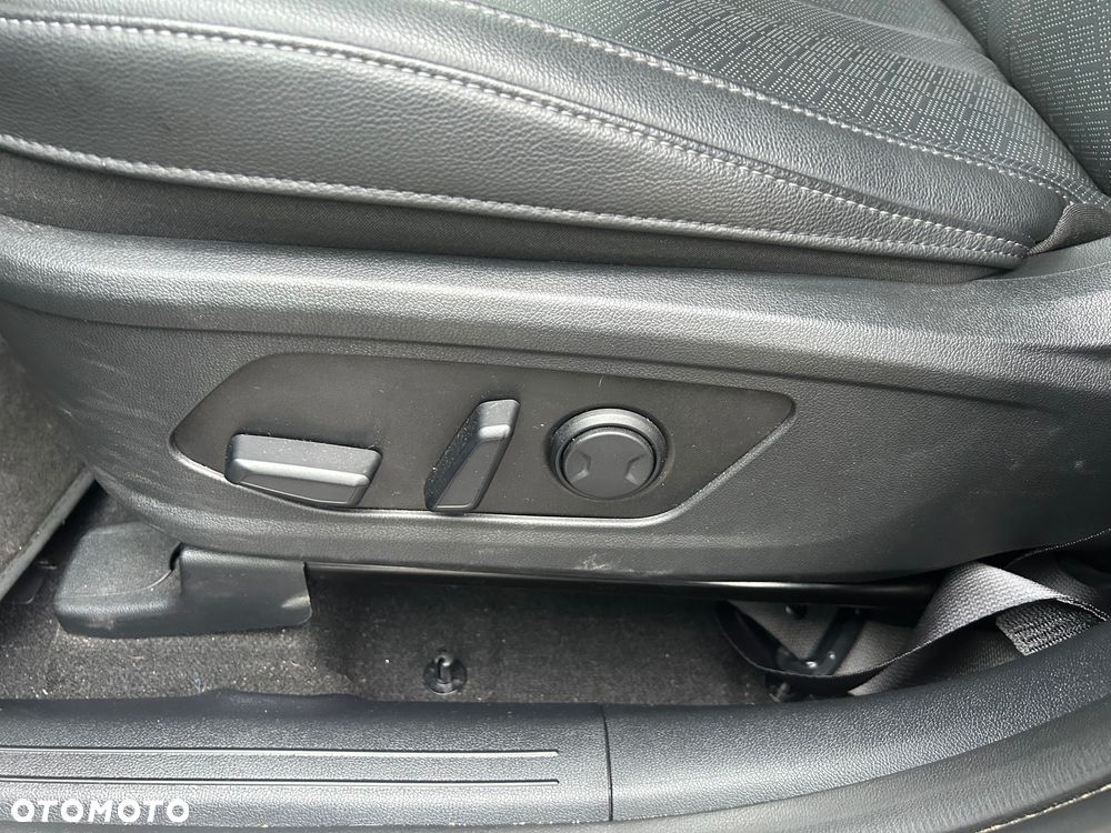 Kia Sorento 1.6 T-GDI HEV XL 4WD 7os - 31