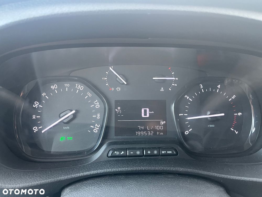 Toyota ProAce 2.0 D-4D Long 3,0t Active (bryg.) - 15