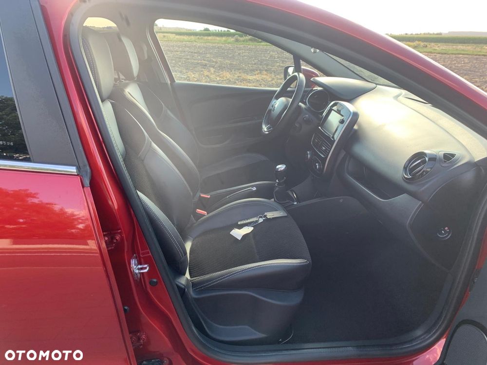 Renault Clio ENERGY TCe 120 LIMITED 2018 - 24