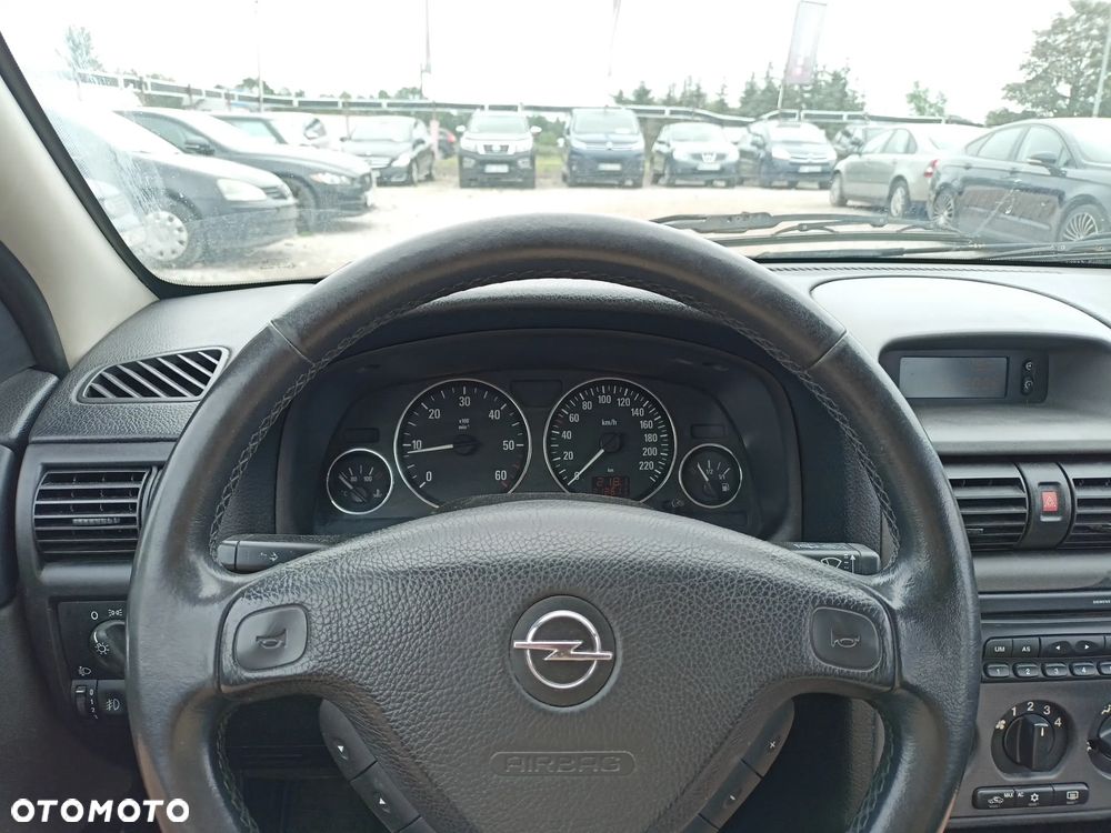 Opel Astra - 9